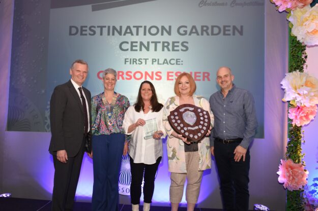 Pic 2 2022-23 Christmas Competition (DGC) – Garsons Garden Centre, Esher getting award at the last GCA Conference